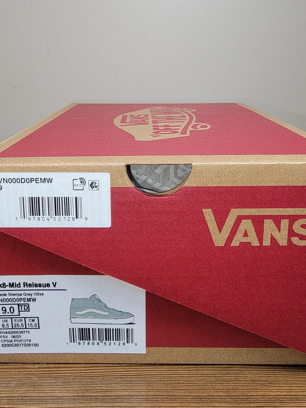 Vans Kids Sk8-Mid Reissue V Light Mint with Faux Fur Lining - Size 9 Toddler - Picture 5 of 5
